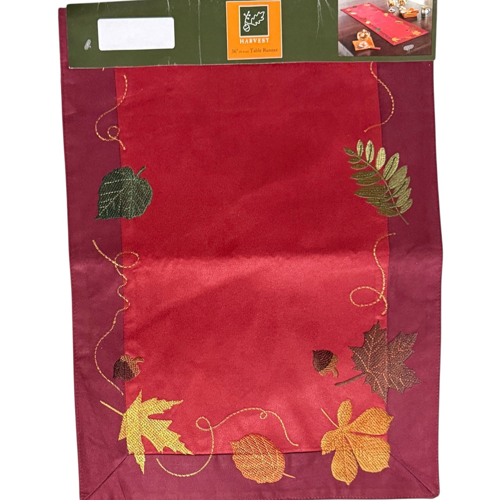 Thanksgiving Decor Table Runner Country Home Falling Leaves Lined 13x36 NWT